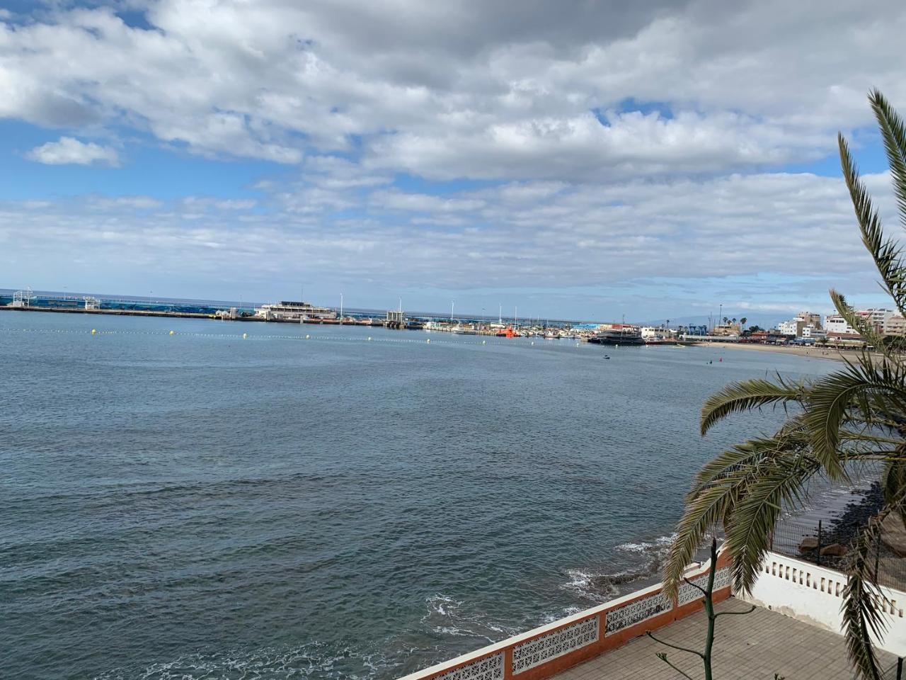 Paseo Maritimo, Los Cristianos Over The Sea Free Wifi 아로나 외부 사진